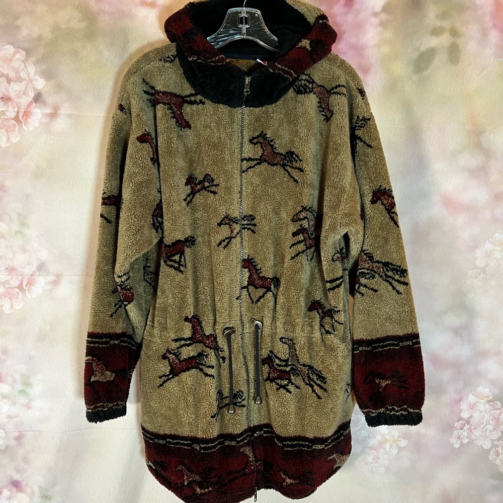 Red Head Outdoor Wear thigh length western coat with hood.